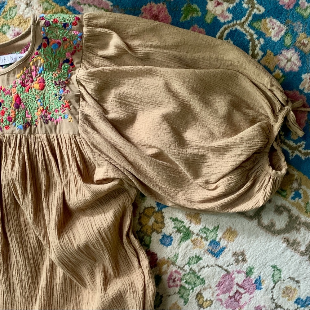 Christy Dawn XS/S embroidered dress with puff sleeves - Picture 3 of 5